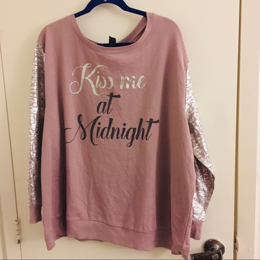 [NWT] Kiss Me at Midnight sparkly sweatshirt